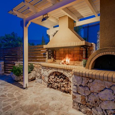 Villa Daniela - Private Pool And Serene Location, By Zantewize Korithion Exterior photo