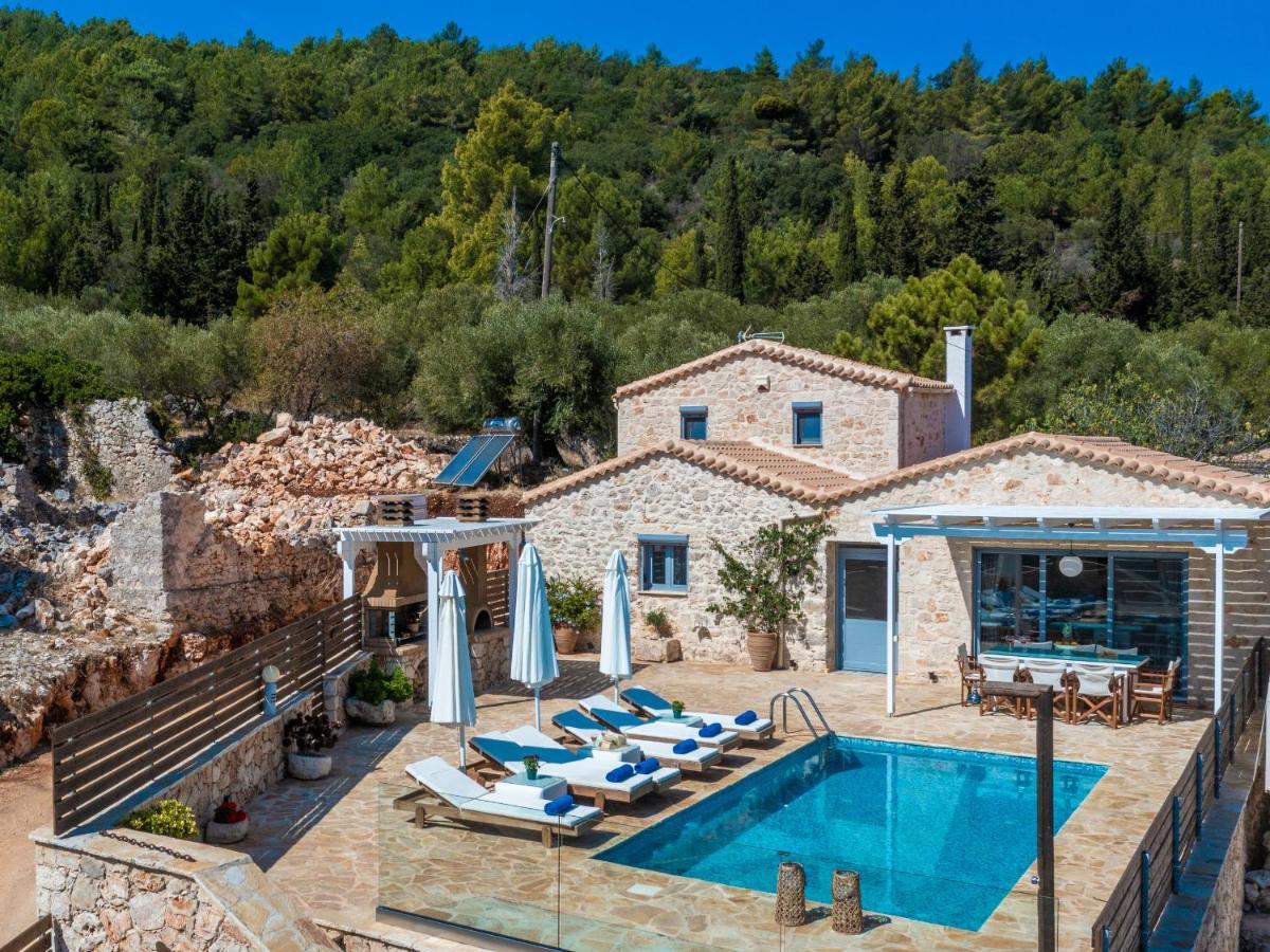 Villa Daniela - Private Pool And Serene Location, By Zantewize Korithion Exterior photo